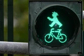 Werden in Sachsen die Grünphasen für Fußgänger verlängert?