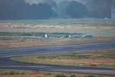 Anklage nach Flughafen-Klebe-Aktion erhoben: Diese Kosten könnten auf Aktivisten zukommen