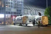 Klima-Chaos bei Springer: Aktivisten kleben sich vor Druckerei fest