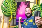 "Reif für die Insel": Neue Ausstellung beleuchtet Lust und Last des Reisens