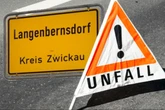 Senior kracht mit zwei Transportern zusammen: Waren Drogen im Spiel?