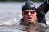 Irrer Versuch gestartet: Dresdner will neuen Schwimm-Rekord aufstellen