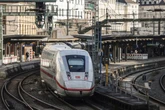 Darf doch nicht wahr sein: Stellwerk legt Bahnverkehr auf wichtiger NRW-Strecke weiter lahm