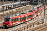 Blitzeinschlag! Sachsens wichtigste Bahnstrecke nach Unwetter dicht