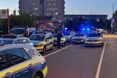 Schüsse mitten auf der Straße: Mann lebensgefährlich verletzt