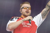 Zum Album-Release: Finch schmeißt Gratis-Tankstellen-Party in Berlin
