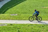 Mann auf Elberadweg ausgeraubt – Dann versuchen es die Täter erneut!