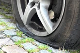 Reifen zerstochen, Karosserie zerkratzt: Auto-Vandalen wüten in Chemnitz