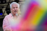 Auftakt mit Klaus Wowereit: Lesbisch-schwules Stadtfest im Schöneberger Regenbogenkiez eröffnet