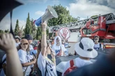 Nahost-Konflikt: Geiselfamilien protestieren vor Netanjahus Wohnhaus