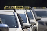Radfahrer stirbt nach "Dooring"-Unfall: Taxi-Gast kommt ungeschoren davon