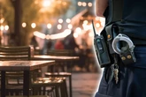 Panik in Szene-Viertel: Auto rast in Restaurant - elf Verletzte