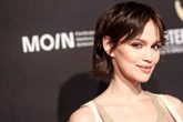 Emilia Schüle gesteht: "Ich habe schon Liebesfilme gedreht und man konnte sich nicht riechen"