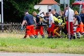 Mann unter Hydraulik-Arm eingeklemmt: Arbeitsunfall mit einem Schwerverletzten