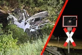Mercedes fährt trotz Warnsignal auf Gleise: Zug rammt Fahrzeug, Insassen sterben