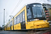 Fieser Streich: Jugendliche versprühen Reizstoff in Straßenbahn