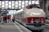 Großes Staunen im Hauptbahnhof: Historischer DDR-Schnellzug macht in Chemnitz halt