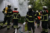 Feuer in Hamburger Hochhaus: Mehr als ein Dutzend Verletzte