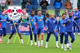 Wie viele Spieler sind am Ende noch da bei RB Leipzig?