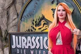 Dresdner Influencerin Lyn bei "Jurassic World"-Premiere