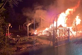 Gartenlaube in Flammen: Schneller Löscheinsatz verhindert Schlimmeres