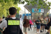 Freibad-Frust in Neukölln: Streit mit mehreren Verletzten sorgt für lange Gesichter bei Gästen