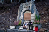 Vermisster Schatzsucher im Erzgebirge bekommt Gedenkstein