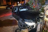 Gegen Treppe geknallt: Verletzter nach Unfall in Dresden