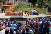 Sommertheater unter freiem Himmel: Was spielen Sachsens Freilichtbühnen diese Saison?
