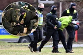 Messer-Mann sticht Tourist am Holocaust-Mahnmal nieder: War es Terror?