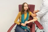 Gesundheits-Bürgermeisterin machts vor: Grippe-Impfung hat begonnen