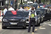 Hochzeitskorso legt Verkehr in Stuttgarter Innenstadt lahm