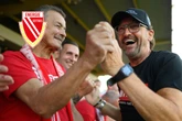 Wollitz gibt bei Energie Cottbus den Feierbefehl! 60. Geburtstag bis weit nach Mitternacht