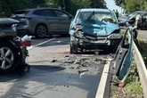 Vier Autos krachen auf B57 zusammen: Zwei Schwerverletzte