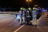 Stadtautobahn-Crash endet für Auto auf dem Dach