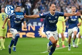 Hertha in Gelb von der Rolle: Berliner vergeigen Zweitliga-Auftakt auf Schalke