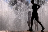 Hitze-Hammer in Bayern: Bis zu 38 Grad! Hier wird es am heißesten