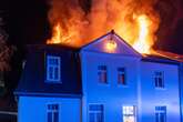 Nach Flammeninferno in Wohnhaus: Feuerwehr stößt auf Leiche