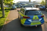 Motorradfahrer und Sozia (16) flüchten vor Polizei durch Grünau: Erst Sturz stoppt sie