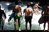 OB gibt O.K. - Surfen auf der Münchner Eisbachwelle wieder erlaubt
