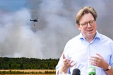 Damit es so nicht wieder geschieht: Minister will aus Brand in der Gohrischheide lernen