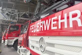 Anwohner kann Feuer löschen: Wollte jemand ein Haus anzünden?