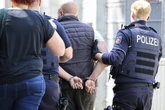 Barrikaden gebaut und Möbel angezündet: Polizei löst Randale in Psychiatrie auf