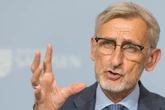Neuer Bericht des sächsischen Verfassungsschutzes: Rechtsextremismus erreicht die Mitte der Gesellschaft