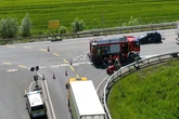 Hubschraubereinsatz nahe A14: Autofahrerin bei Crash mit Lkw schwer verletzt