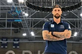 Noch kribbelt es nicht! Das macht der Eislöwen-Goalie während der Sommerpause
