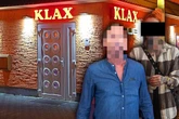 Besucherin zündet Mann im "Klax" an: Plötzlich steht Musketier Guido in Flammen