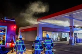 Feuer in Tankstelle: Brand in Nebenraum ausgebrochen