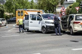 Autos mit Kindern an Bord prallen zusammen - Mehrere Schüler verletzt