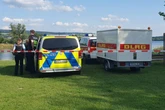 Tödlicher Badeunfall: Junger Mann (†18) springt ins Wasser und taucht nicht mehr auf